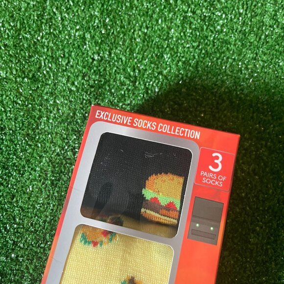Into Socks Vending Machine Novelty 3 Pairs Pack Gift Box Socks Size 7-12 NEW - Picture 13 of 16